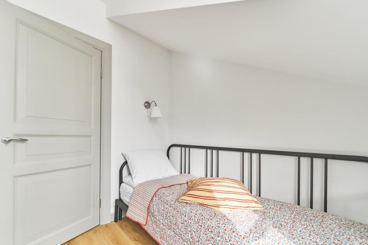 Modern Two-Bedroom Apartment, Vilnius City Centre Экстерьер фото